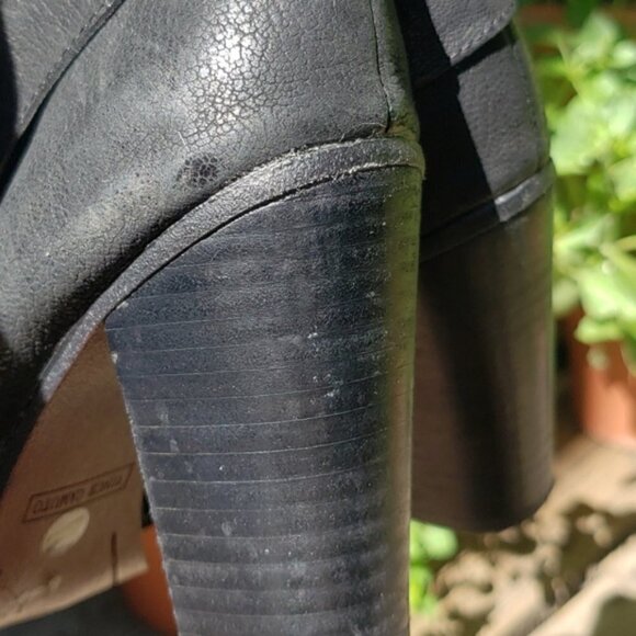 Vince Camuto Ferrah Leather Bootie Black - Picture 10 of 11